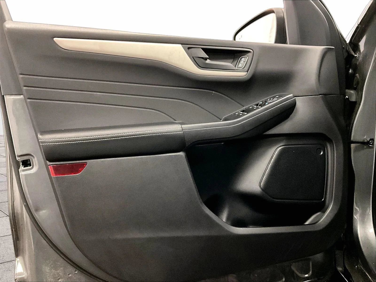 Certified 2022 Ford Escape SE image 22