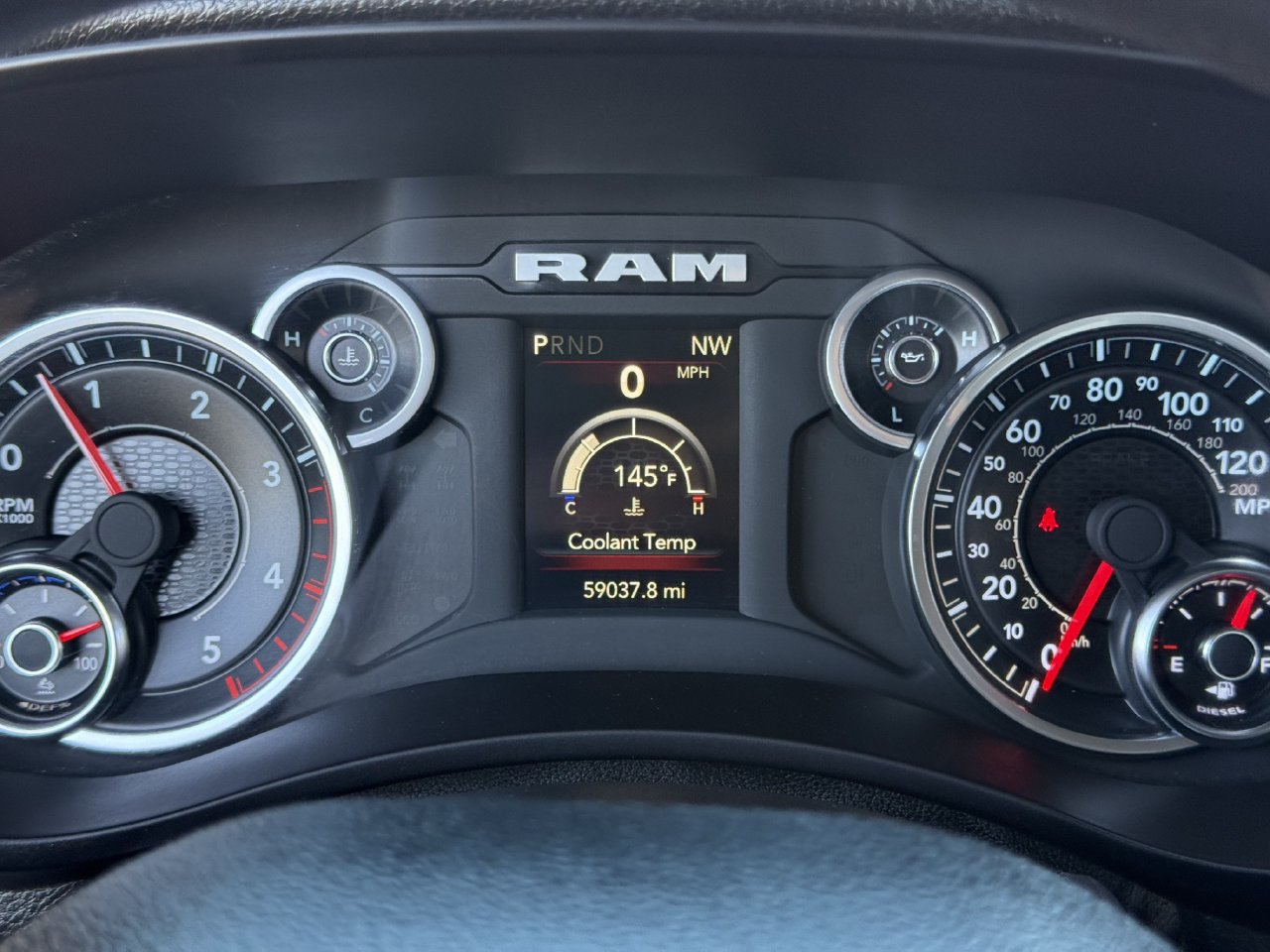 Used 2024 RAM 3500 Tradesman w/ Chrome Appearance Group AWD/4WD image 14