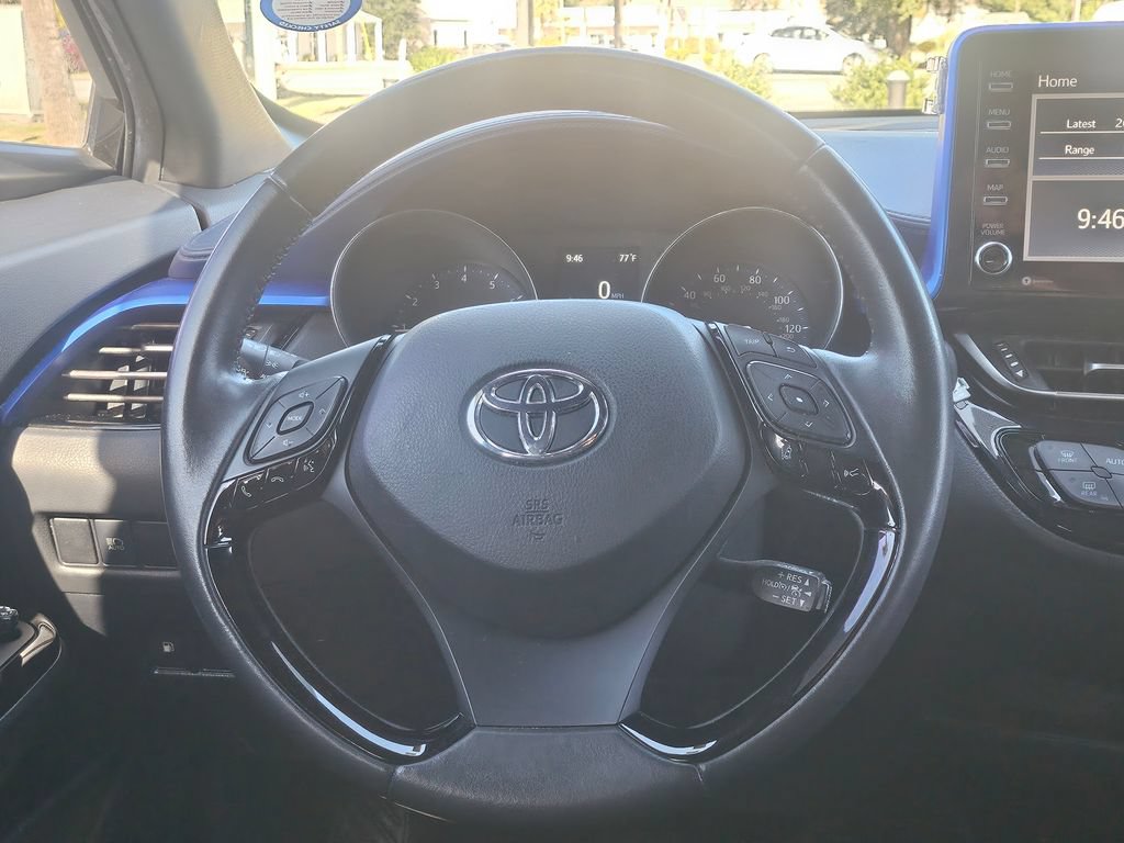 Used 2021 Toyota C-HR XLE FWD image 6