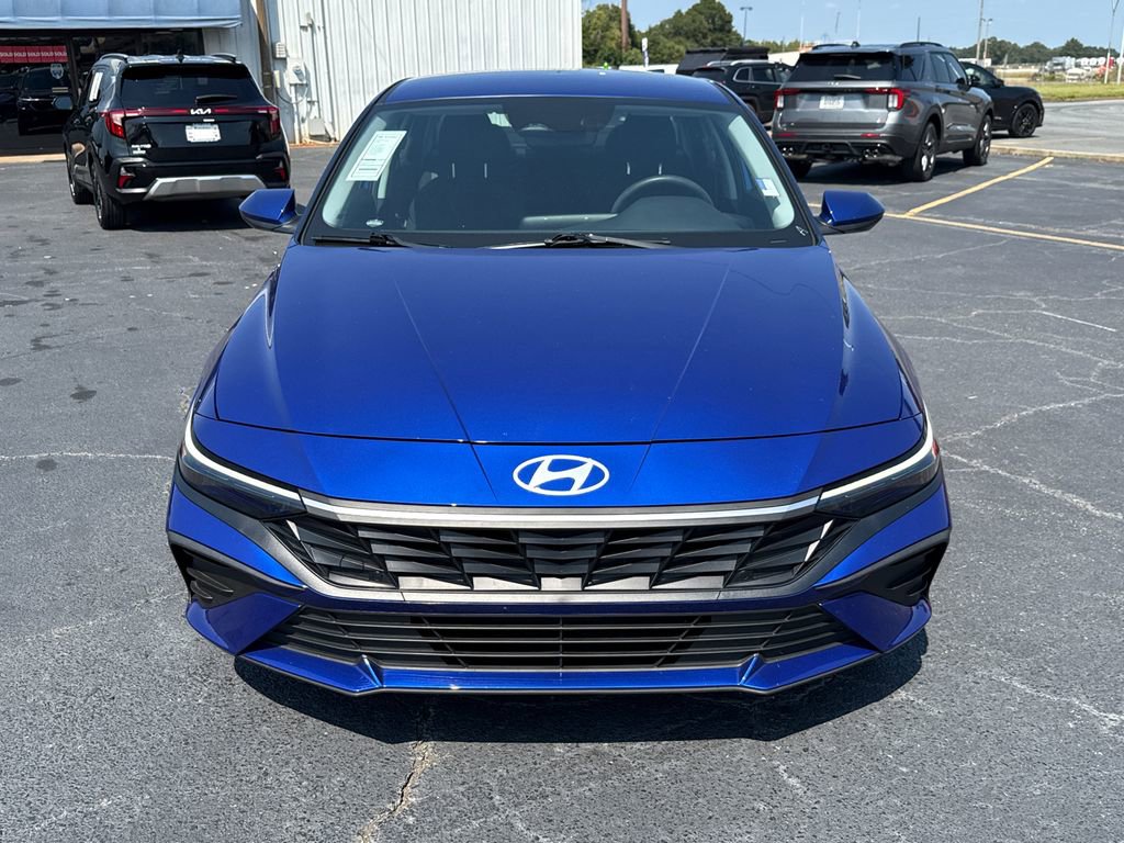 Used 2024 Hyundai Elantra SEL FWD image 8