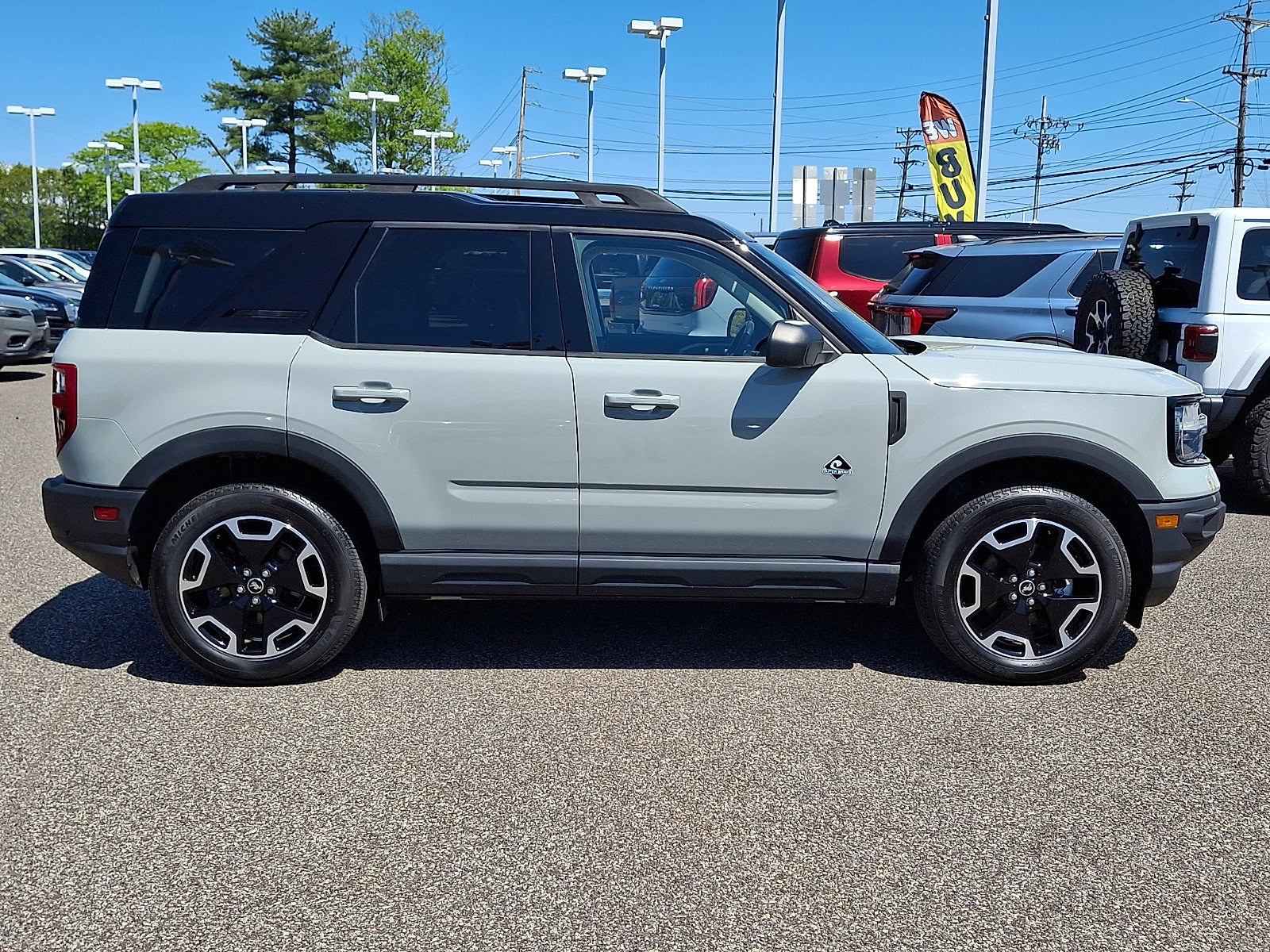 Certified 2023 Ford Bronco Sport Outer Banks w/ Tech Package AWD/4WD image 12