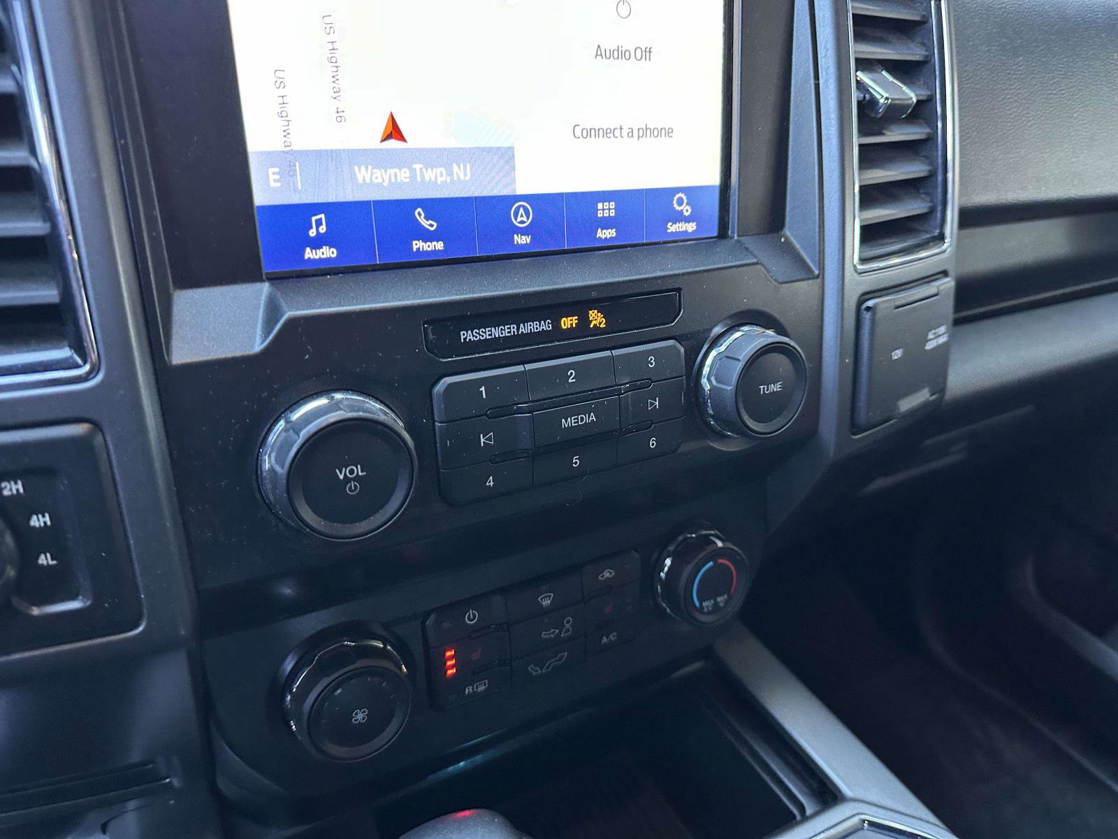 Certified 2019 Ford F150 XLT w/ Equipment Group 302A Luxury image 26