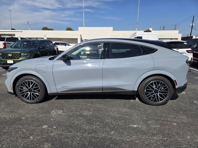 Certified 2025 Ford Mustang Mach-E Premium image 5
