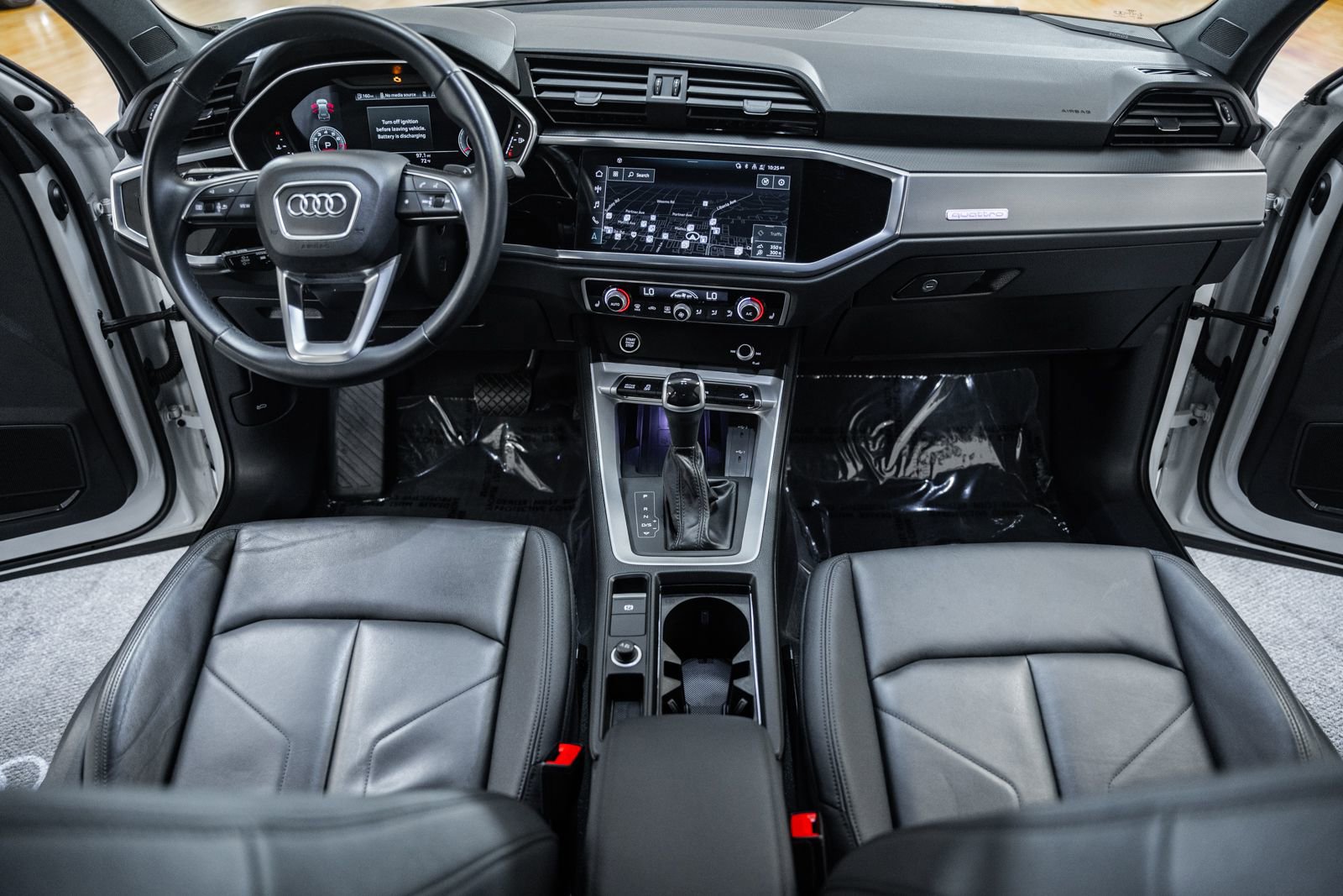 Used 2023 Audi Q3 2.0T Premium Plus w/ Premium Plus Package AWD/4WD image 28