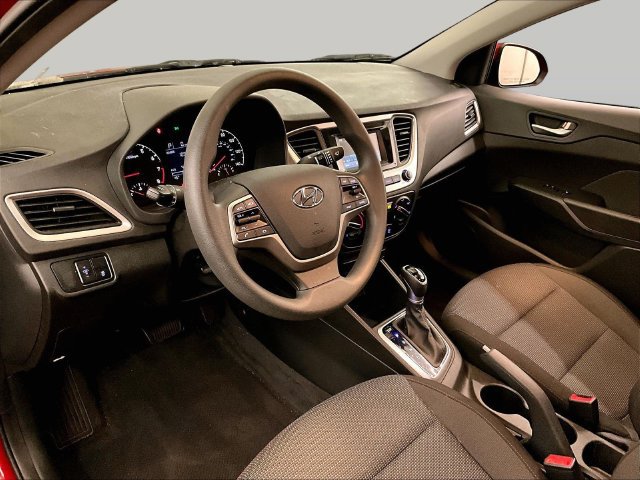 Used 2022 Hyundai Accent SE FWD image 12