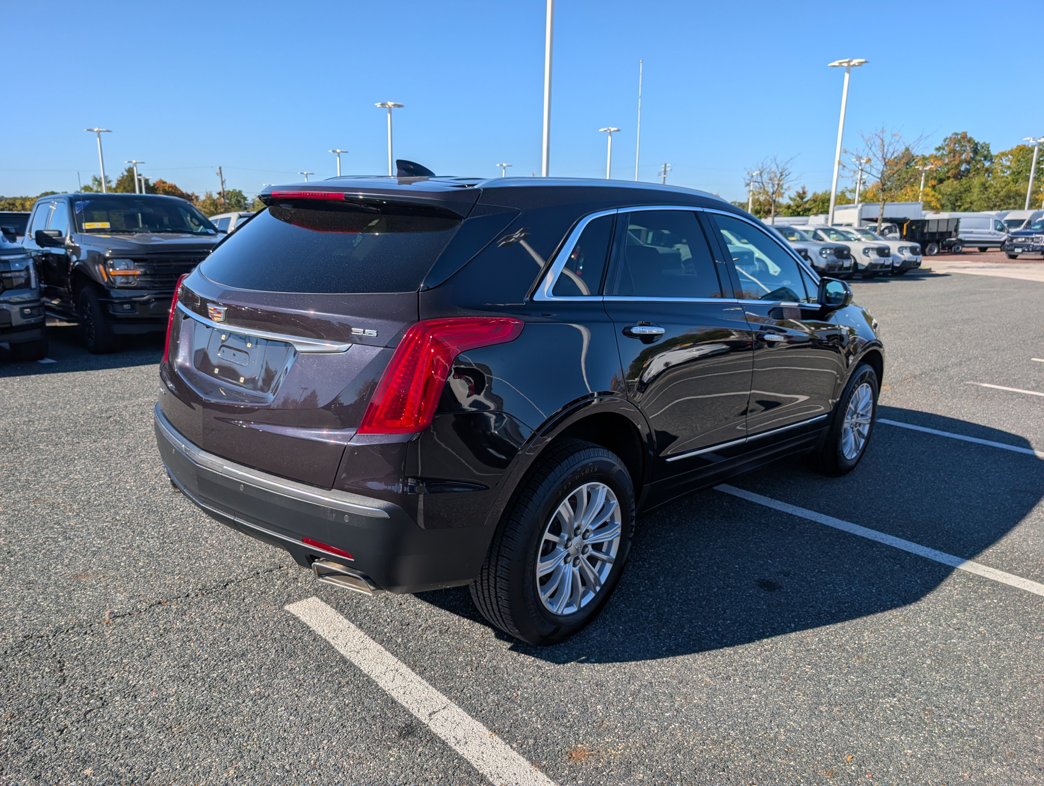 Used 2018 Cadillac XT5 AWD image 4