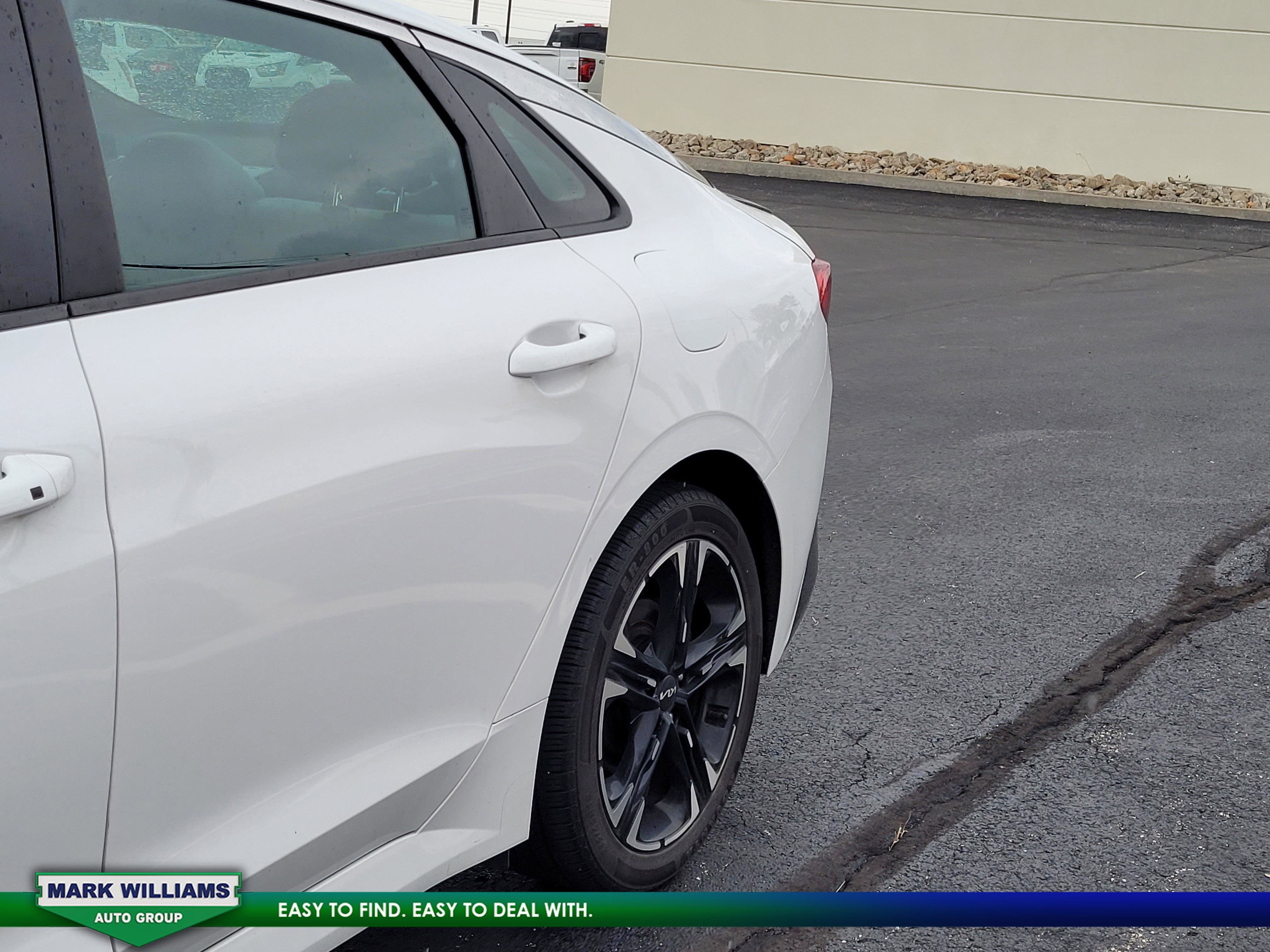 Used 2022 Kia K5 GT-Line image 10