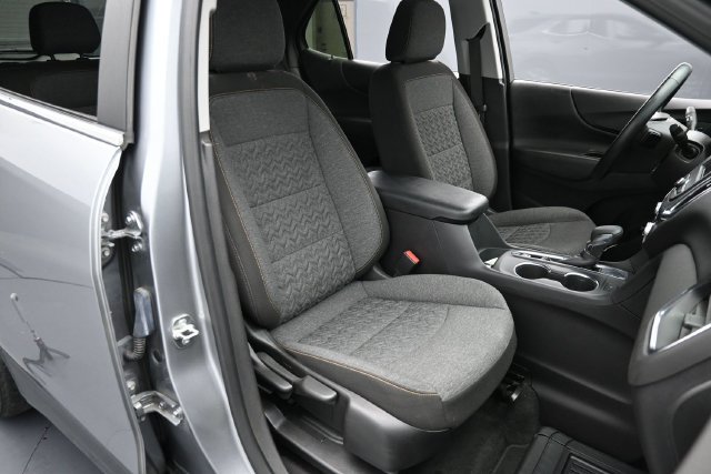 Used 2024 Chevrolet Equinox LT FWD image 29