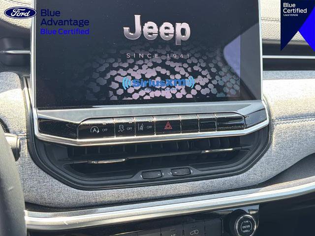 Used 2024 Jeep Compass Latitude AWD/4WD image 28