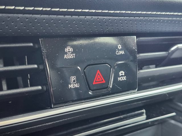 Used 2024 Volkswagen Atlas SEL Premium R-Line AWD/4WD image 28