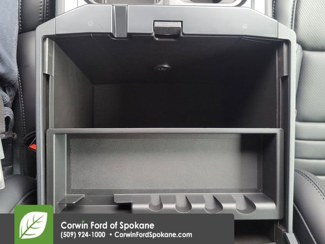 Certified 2025 Ford F450 Platinum image 39