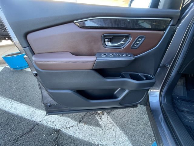 Used 2024 Honda Pilot Elite image 14