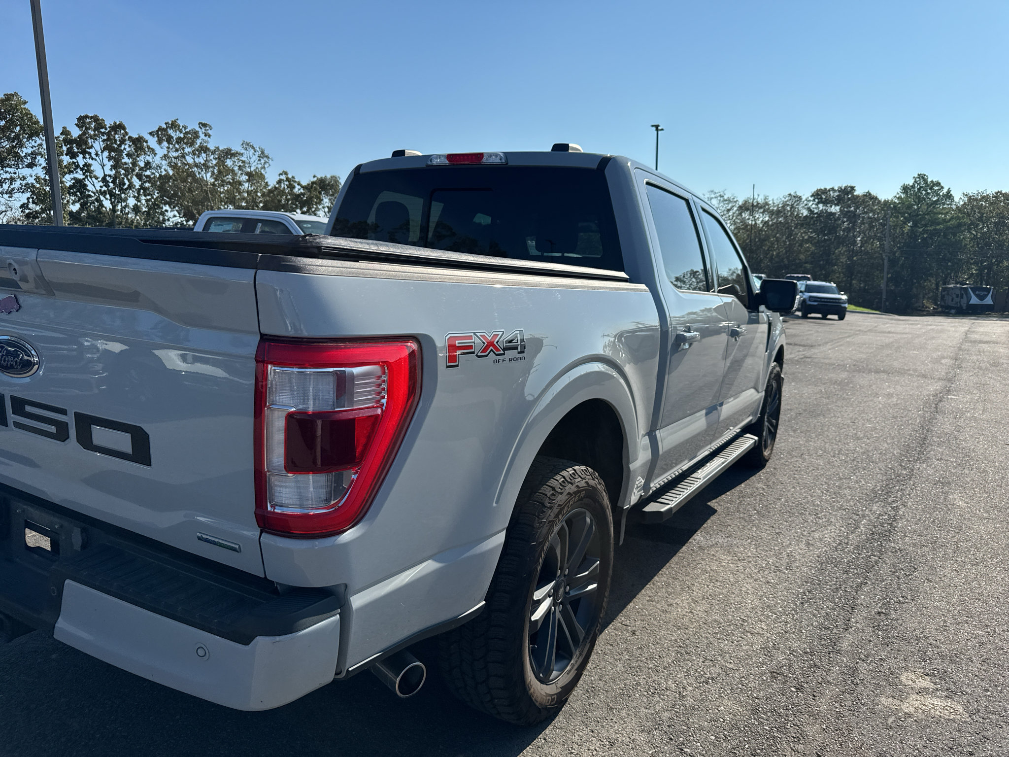 Certified 2023 Ford F150 Lariat w/ Max Trailer Tow Package AWD/4WD image 5