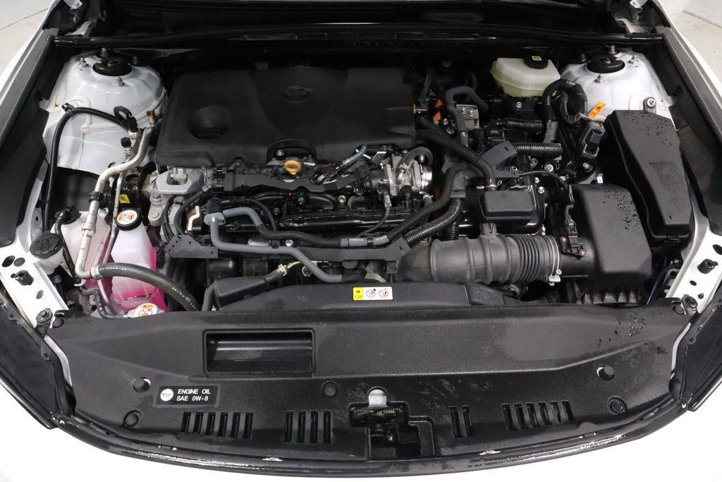 Used 2025 Toyota Camry LE FWD image 12