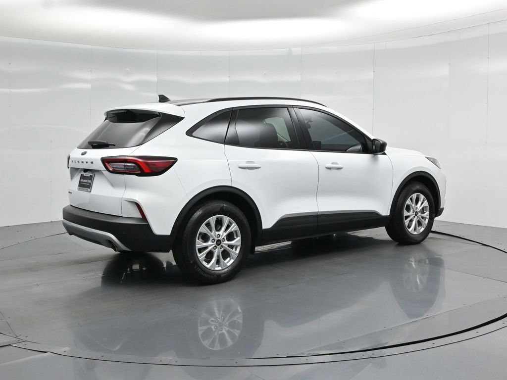 Certified 2025 Ford Escape Active w/ Tech Pack #1 FWD image 25