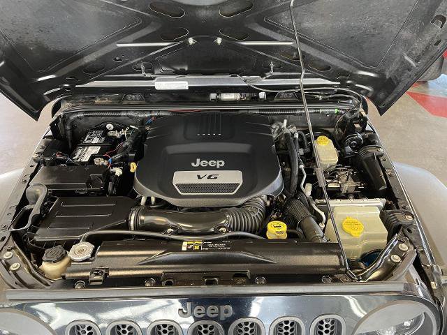 Used 2017 Jeep Wrangler Unlimited Sport image 36