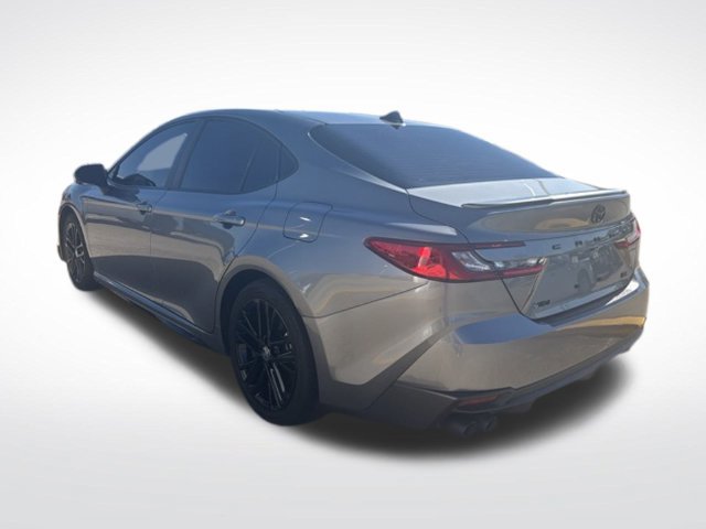 Used 2025 Toyota Camry SE w/ Convenience Package FWD image 5