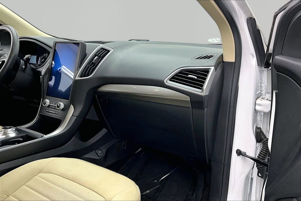 Certified 2022 Ford Edge SE w/ Cargo Accessory Package AWD/4WD image 17