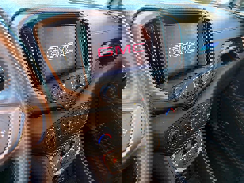 Used 2022 GMC Terrain AT4 w/ Infotainment Package II image 14