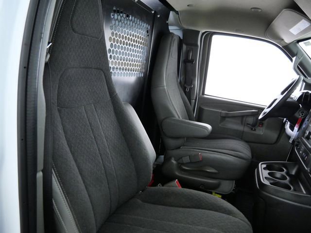 Used 2024 Chevrolet Express 2500 w/ Driver Convenience Package image 11