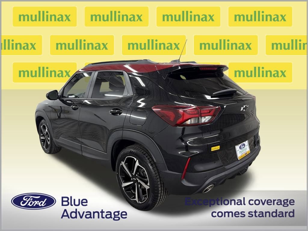 Used 2021 Chevrolet TrailBlazer RS w/ Sun and Liftgate Package image 3