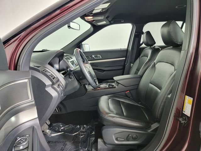 Certified 2019 Ford Explorer XLT w/ Equipment Group 202A FWD image 13