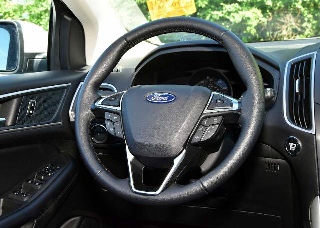 Certified 2024 Ford Edge SEL w/ Convenience Package AWD/4WD image 15