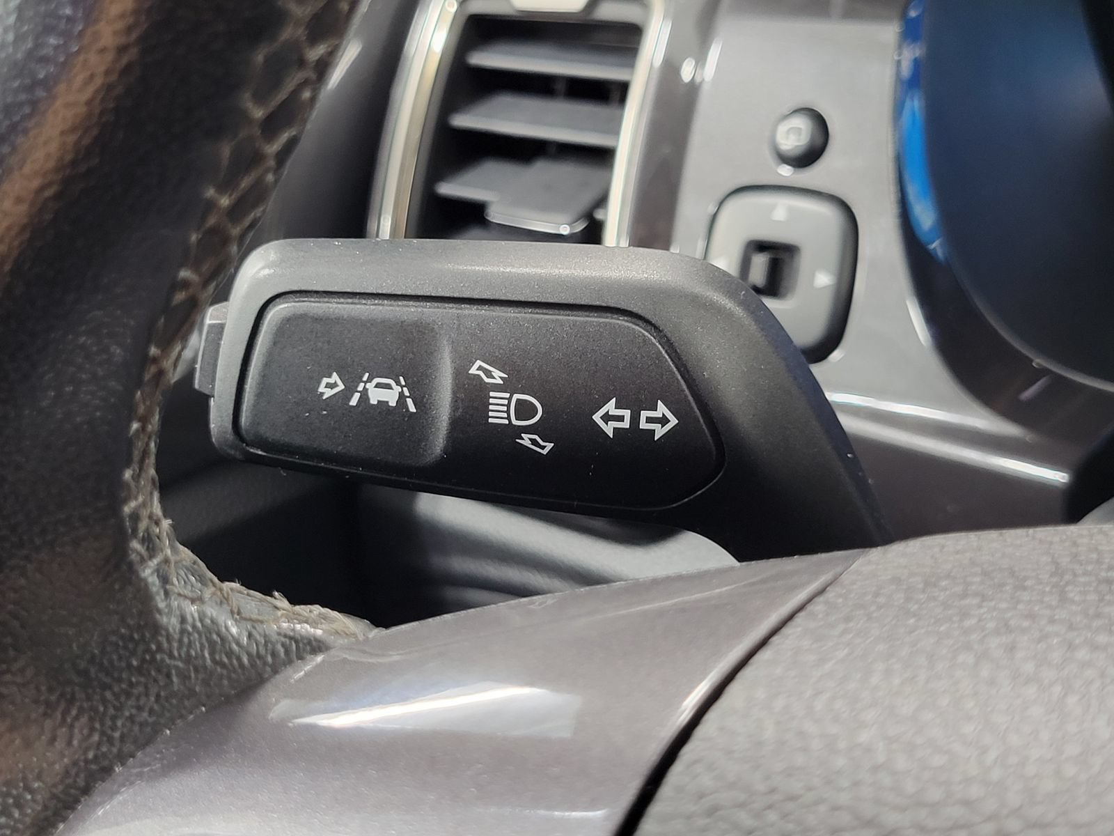 Certified 2021 Ford Ranger Lariat w/ Equipment Group 501A High AWD/4WD image 16