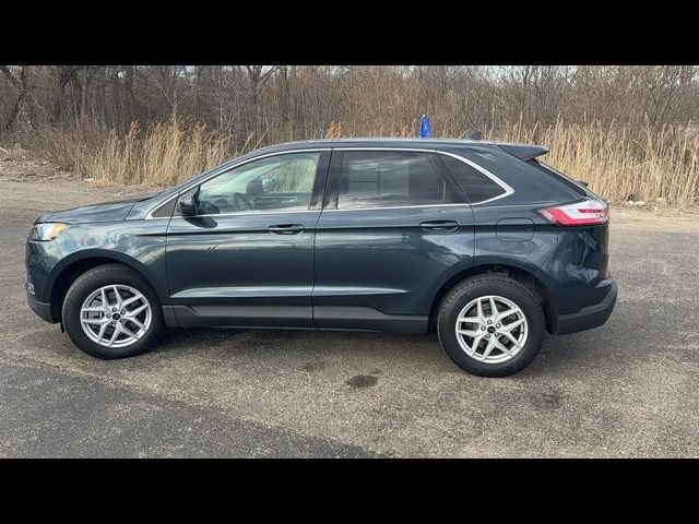 Certified 2023 Ford Edge SEL w/ Convenience Package AWD/4WD image 6