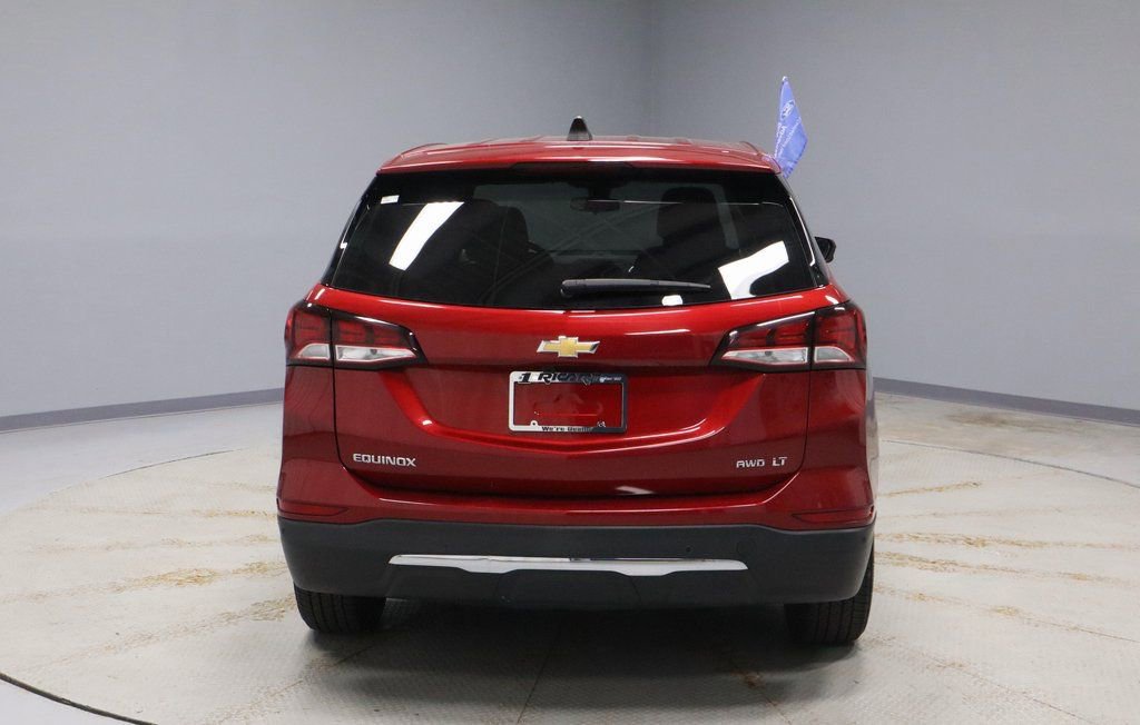 Used 2024 Chevrolet Equinox LT image 4