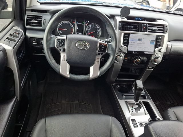 Used 2022 Toyota 4Runner TRD Sport w/ Technology Package AWD/4WD image 12