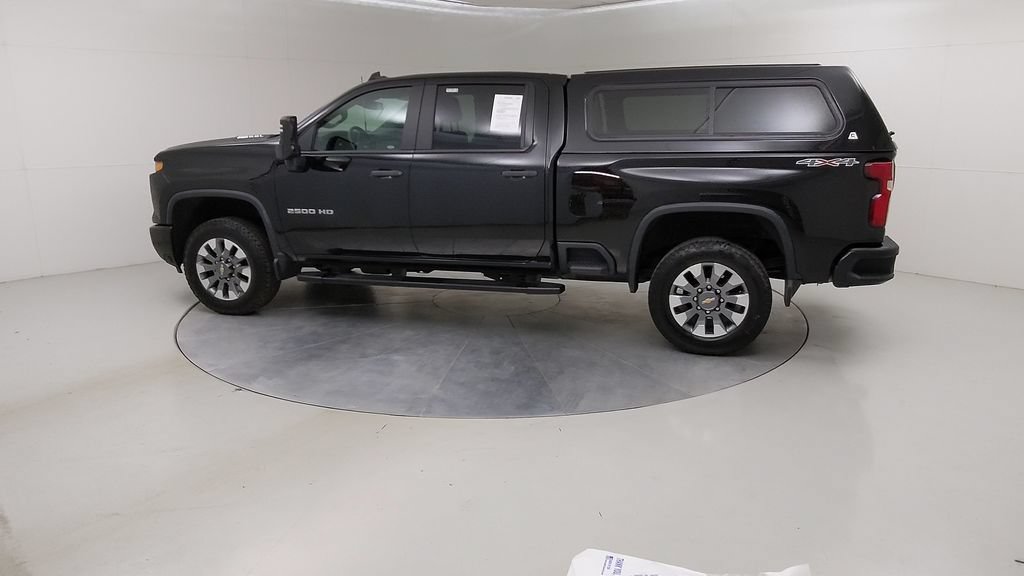 Used 2024 Chevrolet Silverado 2500 Custom w/ Custom Value Package AWD/4WD image 17