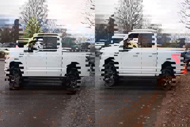 Certified 2025 Ford F150 Lightning Flash image 4