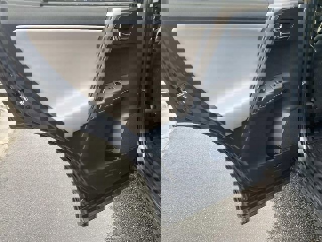 Used 2018 Toyota RAV4 XLE image 14