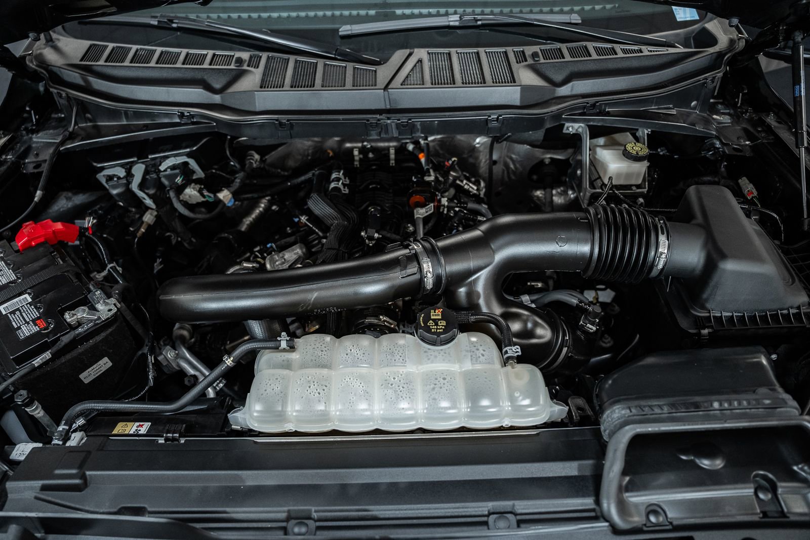 Certified 2024 Ford F150 Lariat image 25