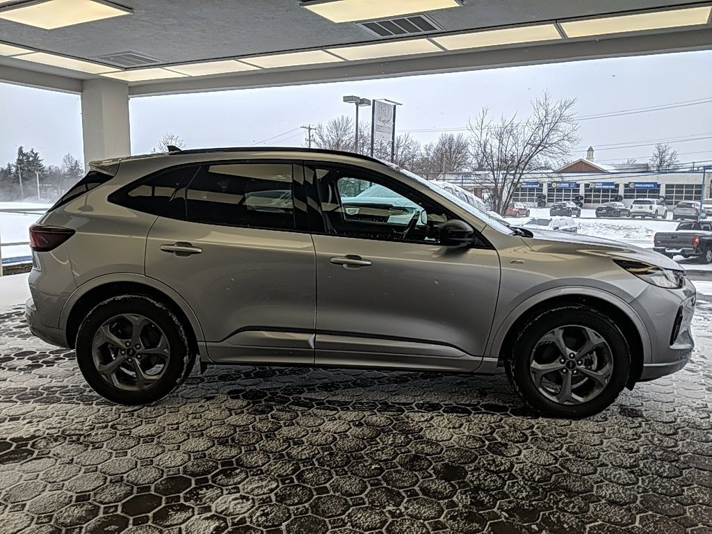 Certified 2023 Ford Escape ST-Line w/ Tech Pack #1 image 2
