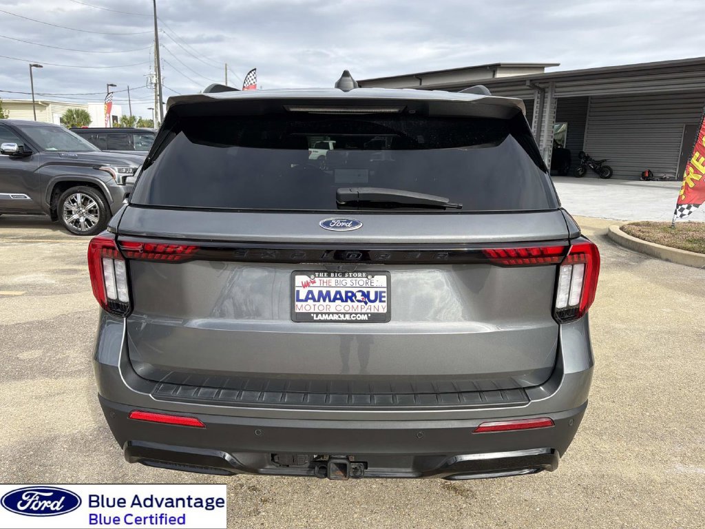 Certified 2025 Ford Explorer ST-Line w/ Premium Package RWD image 9
