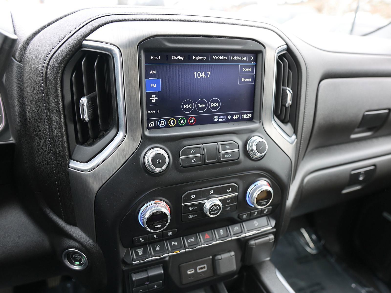 Used 2022 GMC Sierra 2500 Denali w/ Denali Ultimate Package image 29