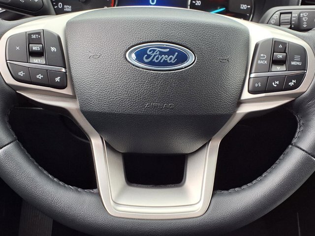 Certified 2024 Ford Explorer XLT w/ Equipment Group 202A AWD/4WD image 15