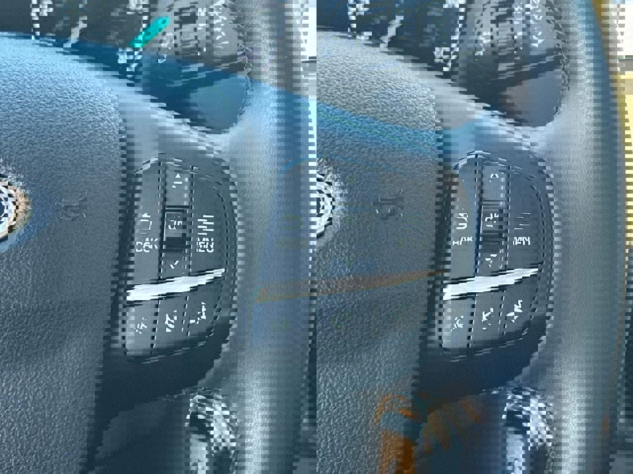 Certified 2024 Ford Maverick XLT w/ XLT Luxury Package image 27