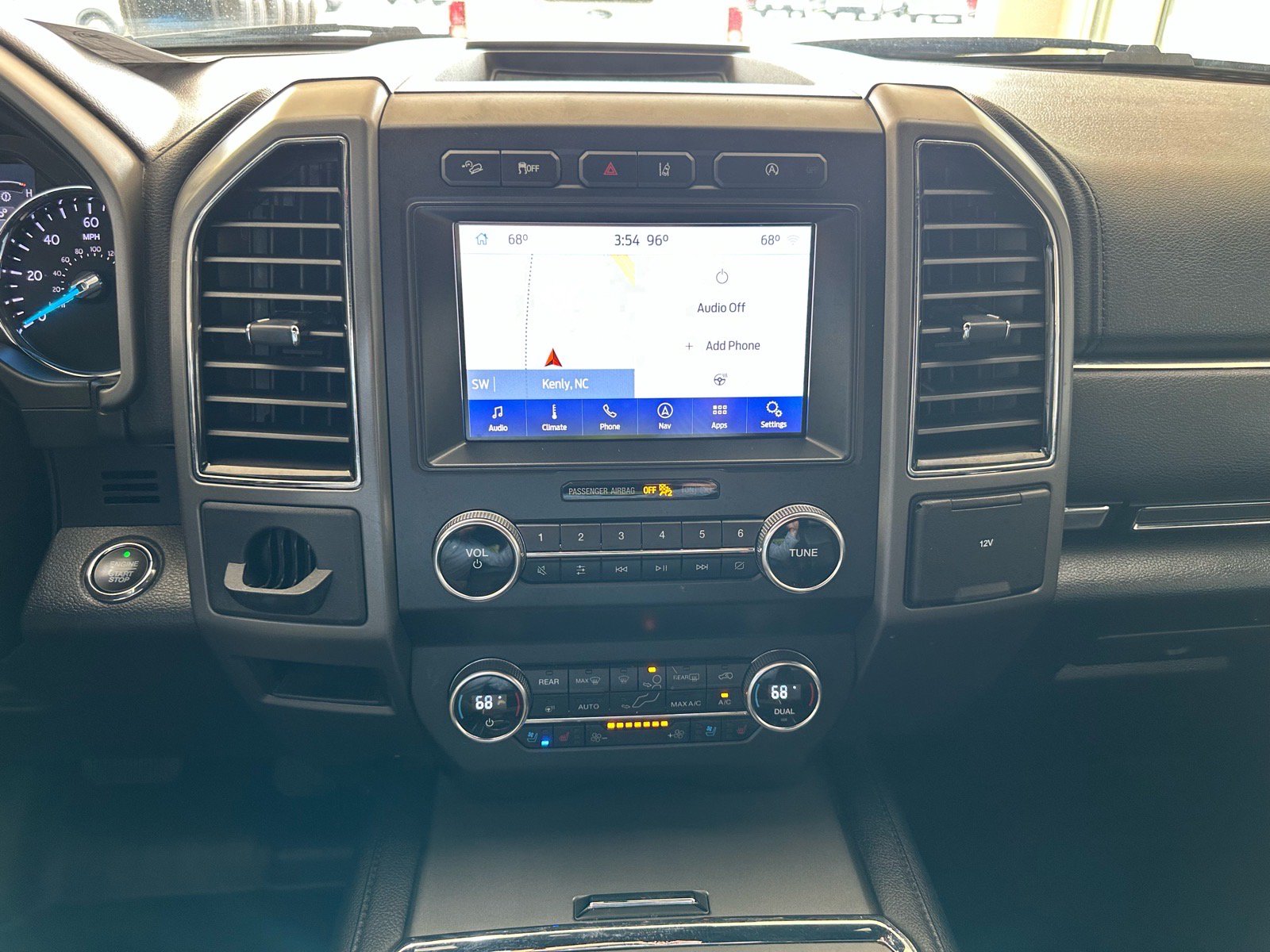 Certified 2020 Ford Expedition XLT w/ Equipment Group 202A AWD/4WD image 37