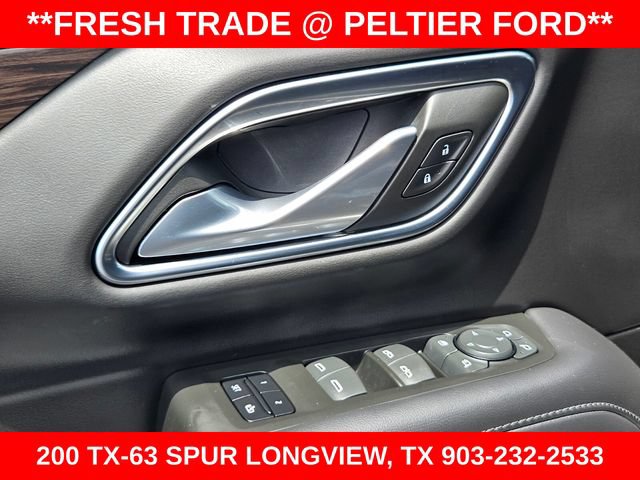 Used 2022 Chevrolet Tahoe Z71 w/ Luxury Package AWD/4WD image 19