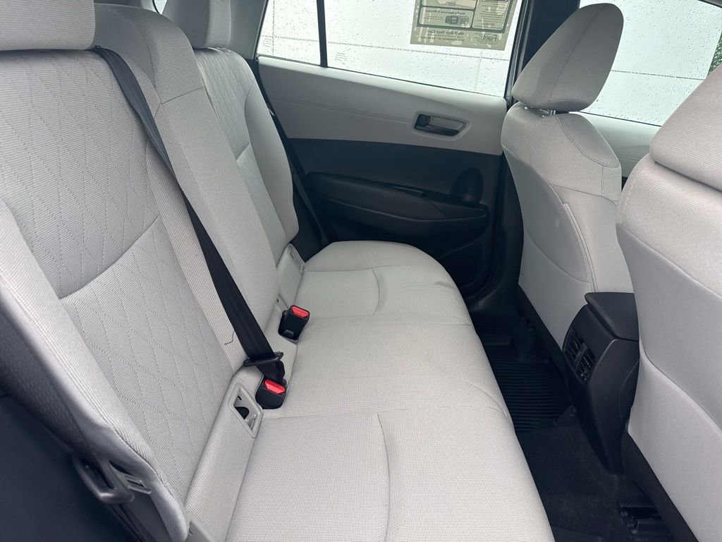Used 2025 Toyota Corolla Cross L FWD image 28