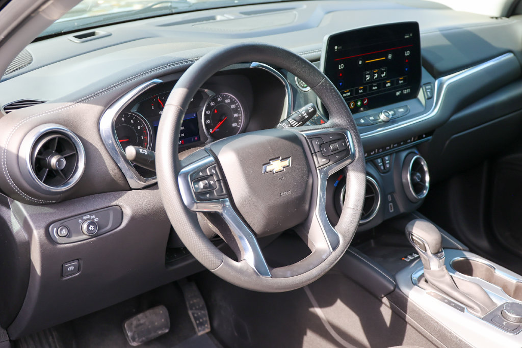 Used 2024 Chevrolet Blazer LT w/ Convenience Package FWD image 29