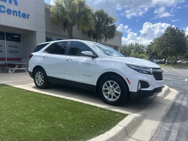 Used 2023 Chevrolet Equinox LT FWD image 2