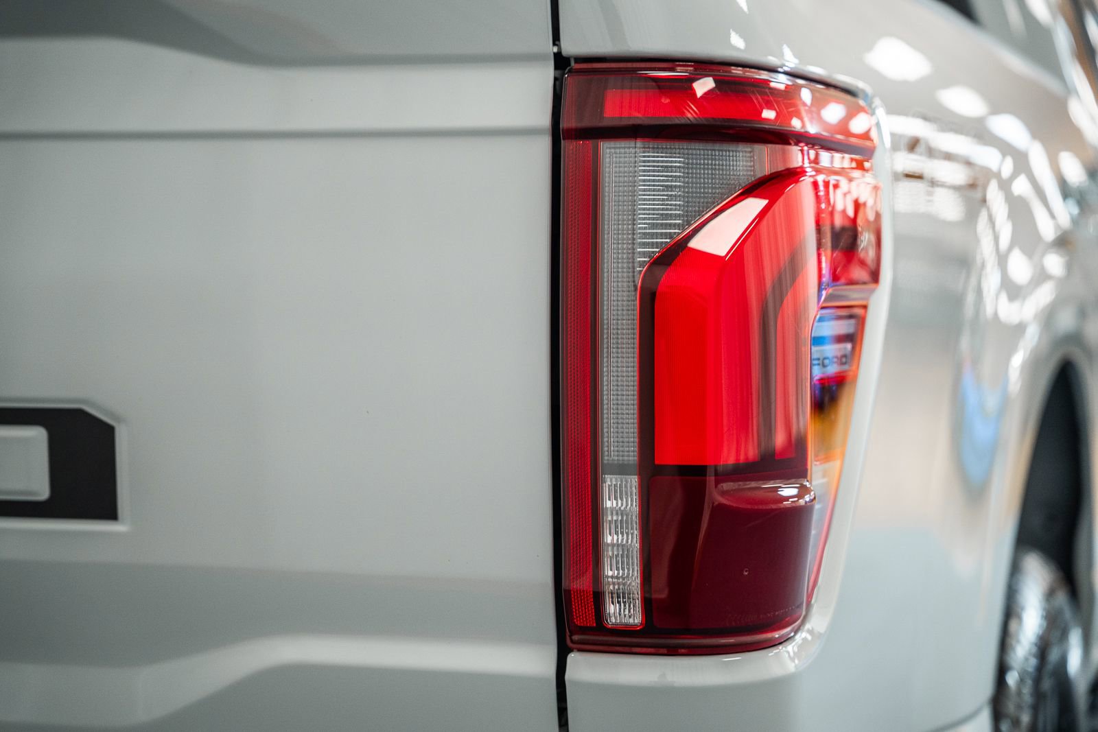 Certified 2024 Ford F150 Lariat AWD/4WD image 9