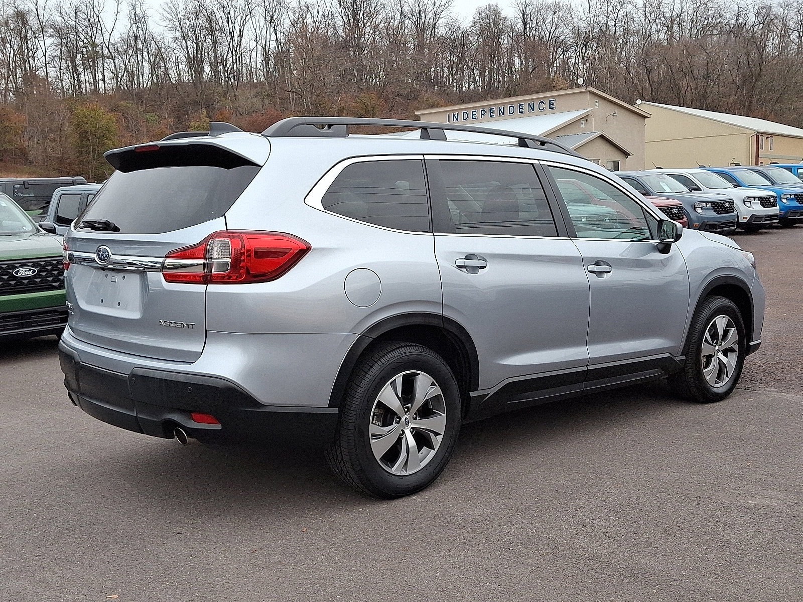 Used 2022 Subaru Ascent Premium w/ Convenience Package image 11