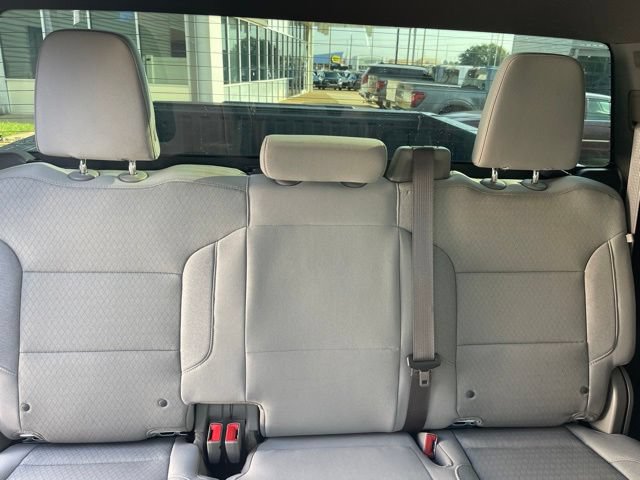 Used 2023 GMC Sierra 1500 SLE w/ X31 Off-Road Package AWD/4WD image 23