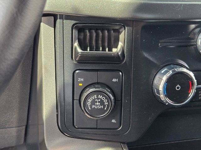 Certified 2024 Ford F150 XLT w/ Equipment Group 302A MID AWD/4WD image 27