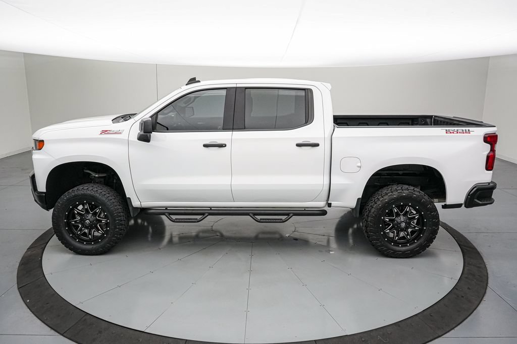 Used 2019 Chevrolet Silverado 1500 Custom Trail Boss w/ Custom Convenience Package AWD/4WD image 8